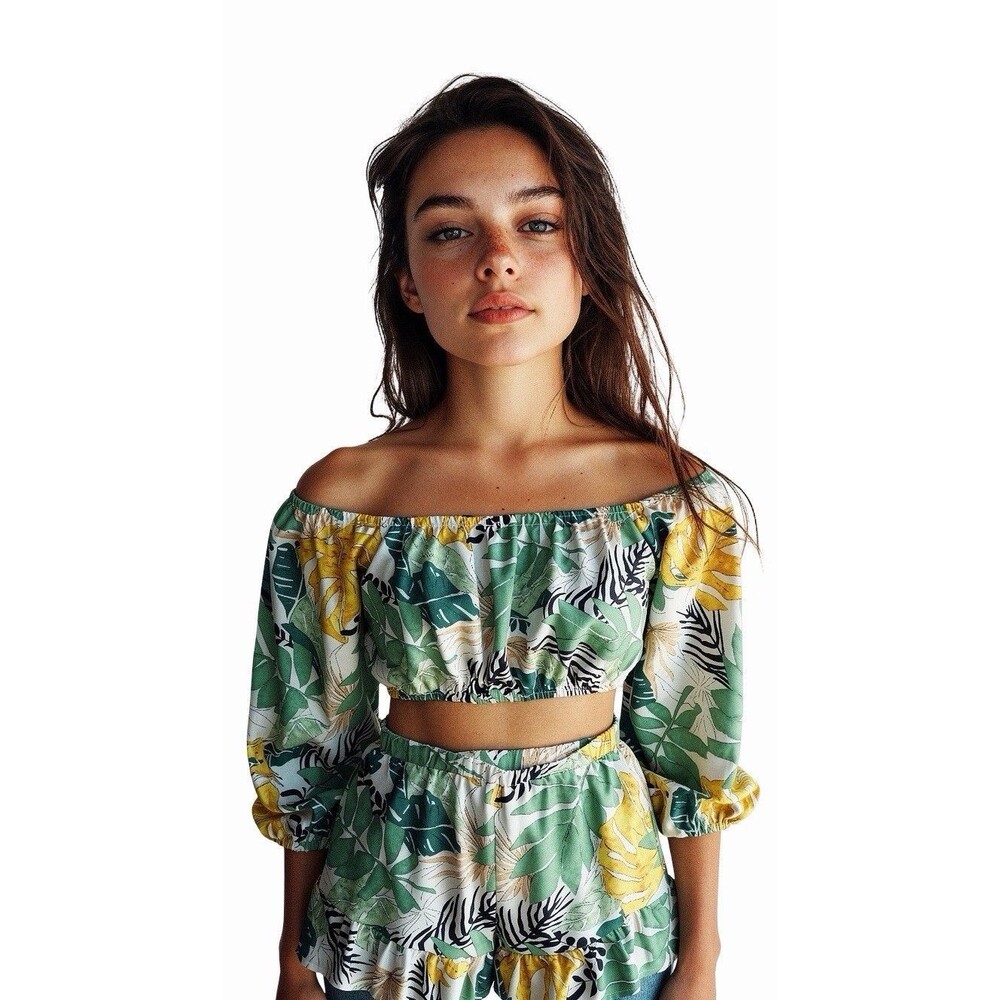 Resort Wear 2 Pc Set Women's Small Emery Rose Top & Shorts Set Cropped Ruffle